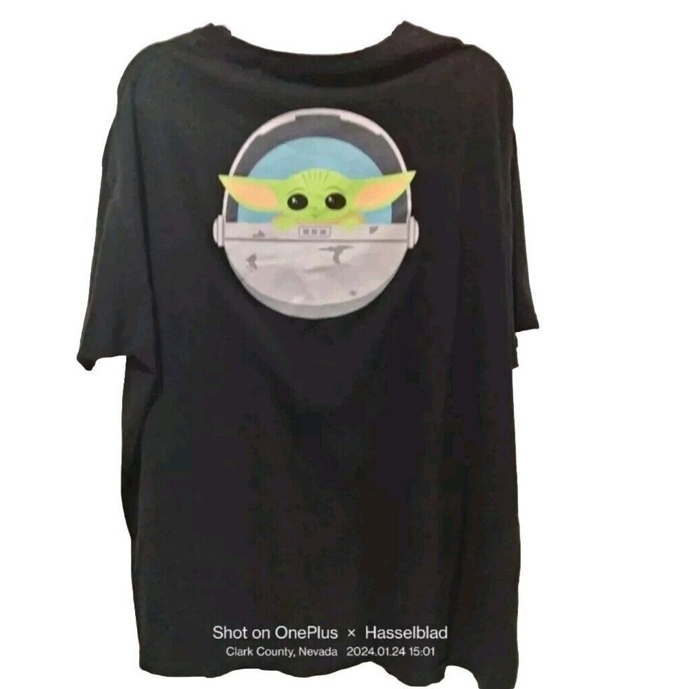 Star Wars With Yoda Big Men's XXL T-shirt Black Big Star
